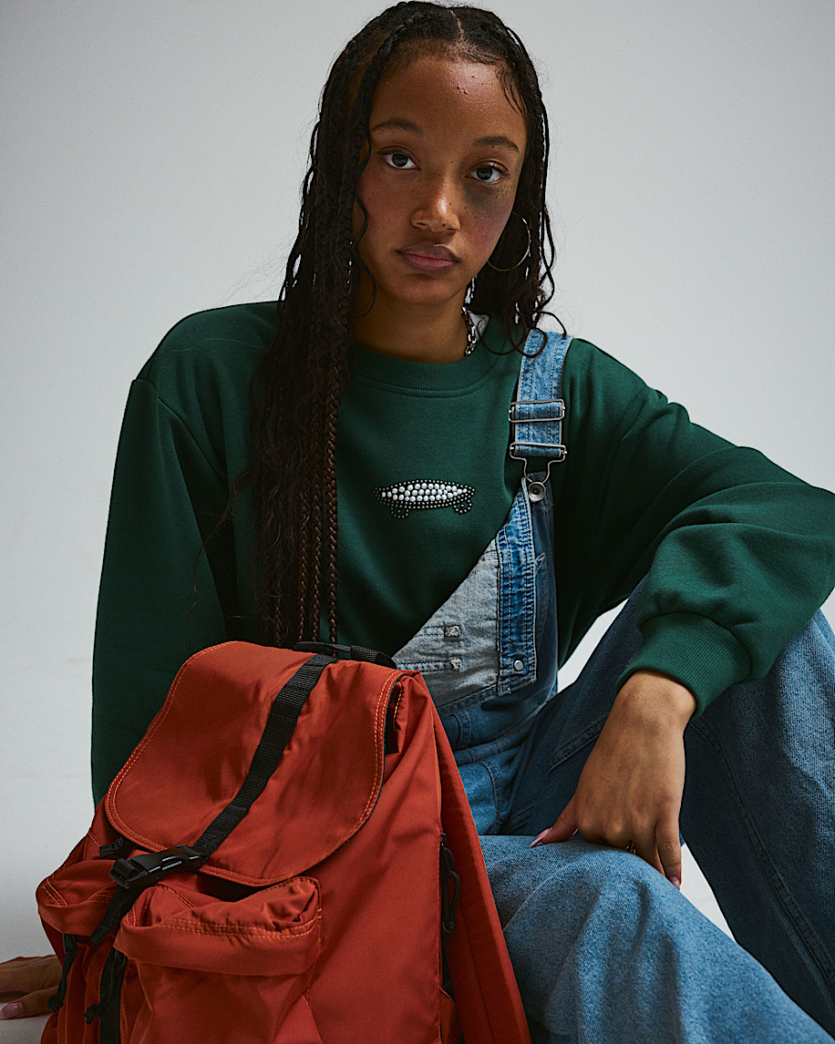 salton pearls crew sweatshirt