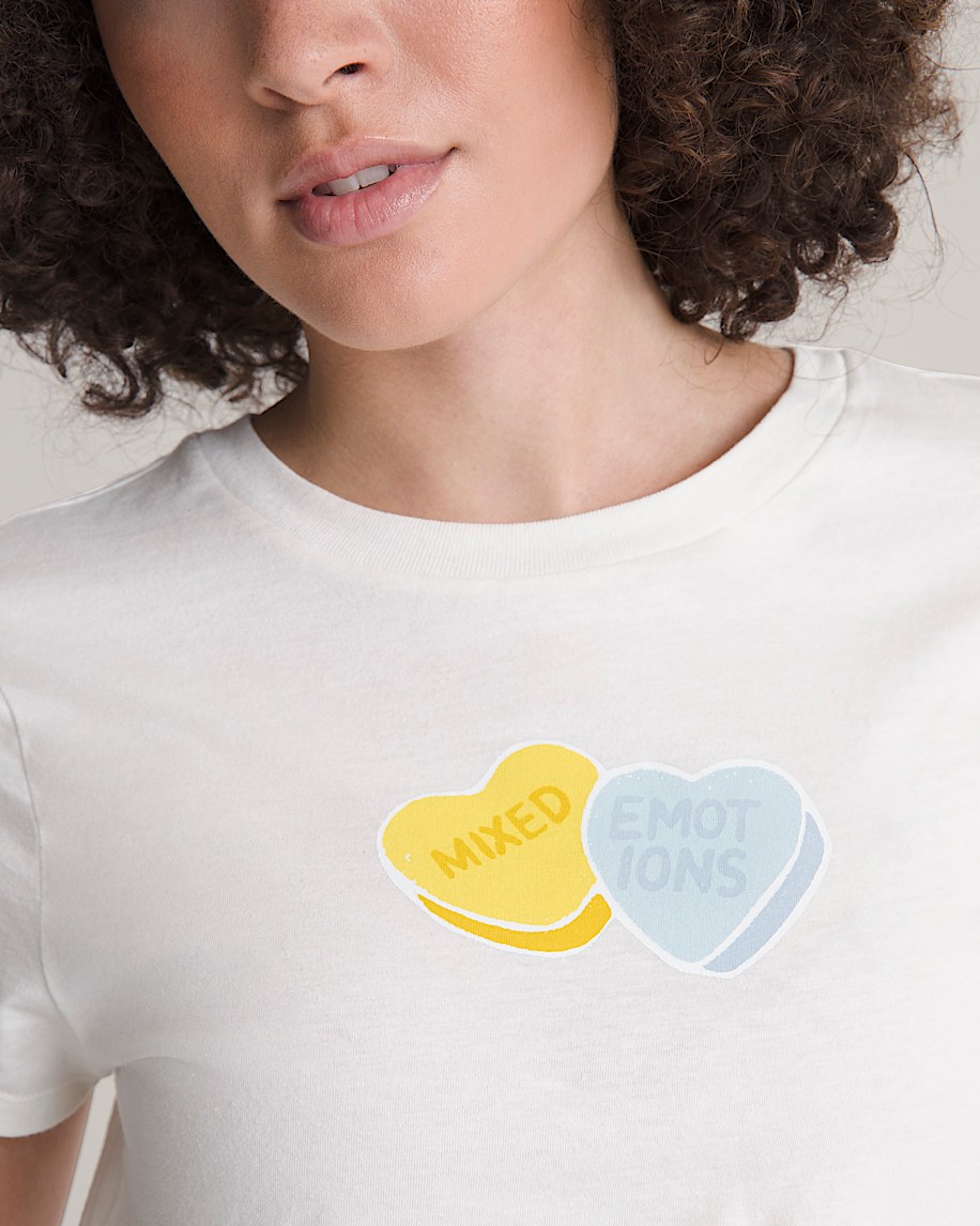 t-shirt med blandad emo-motiv