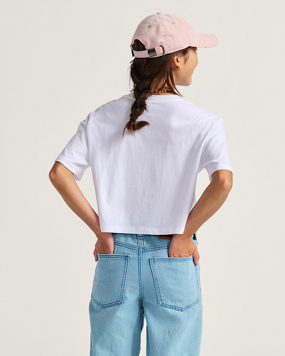 barn star berries crop t-shirt