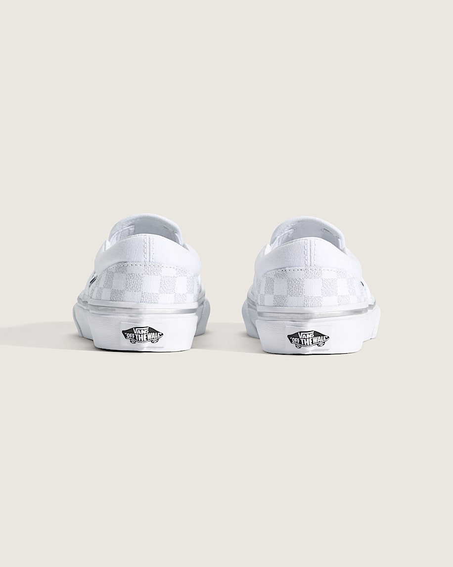 klassiska slip-on-skor för små barn i schackrutigt utförande