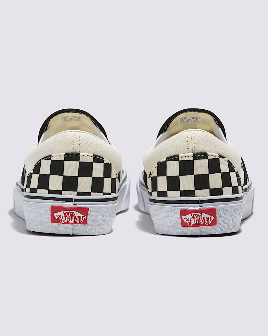 klassisk slip-on-sko med rutmönster