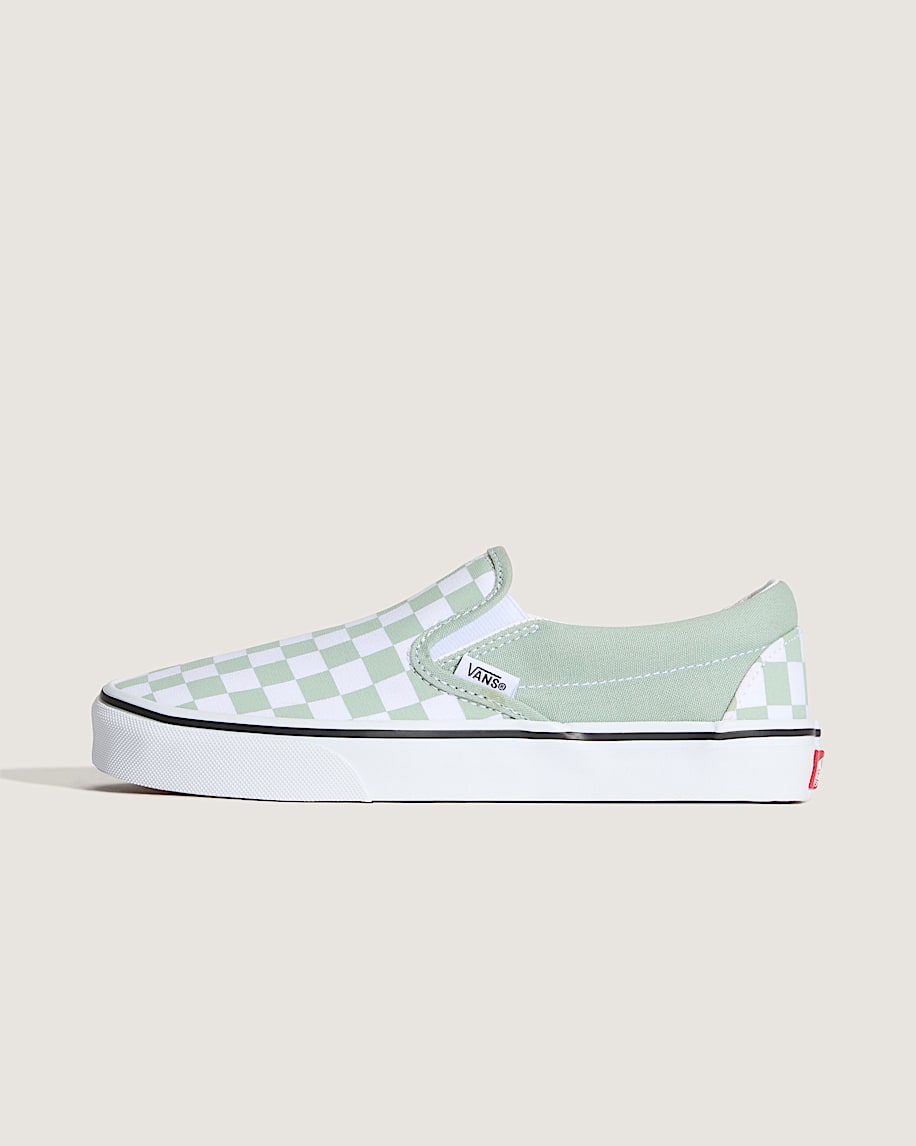 klassisk slip-on-sko med rutmönster