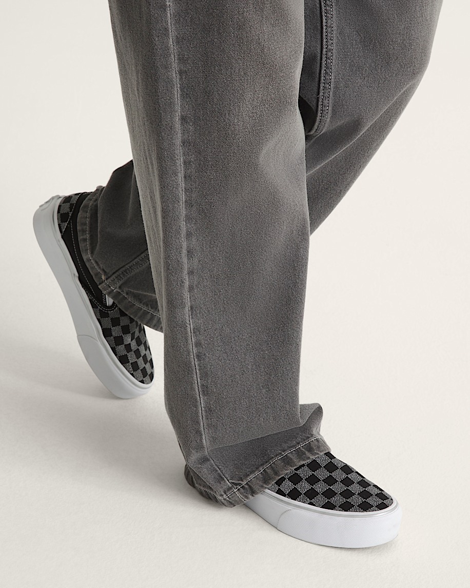 klassisk slip-on-plattformssko med schackrutmönster