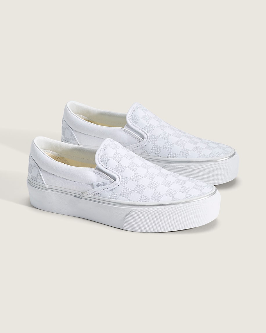 klassisk slip-on-plattformssko med schackrutmönster