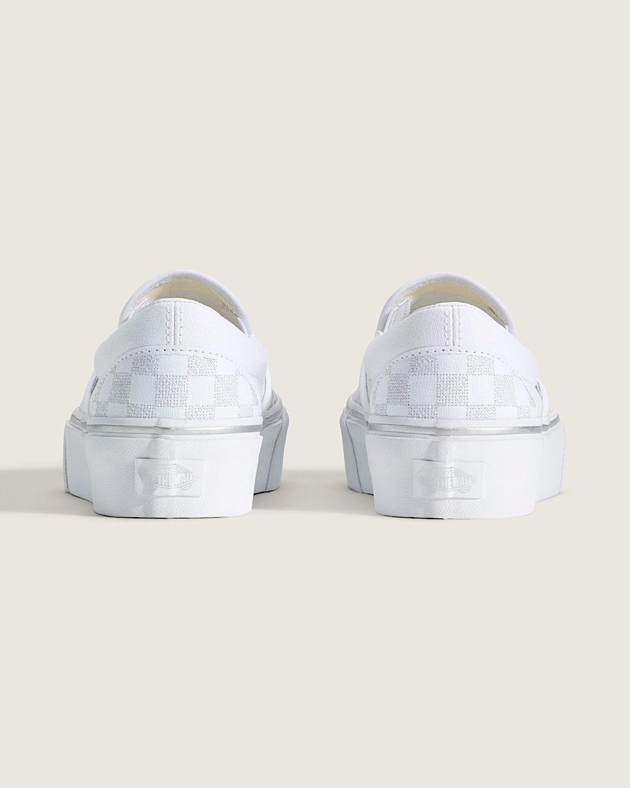 klassisk slip-on-plattformssko med schackrutmönster