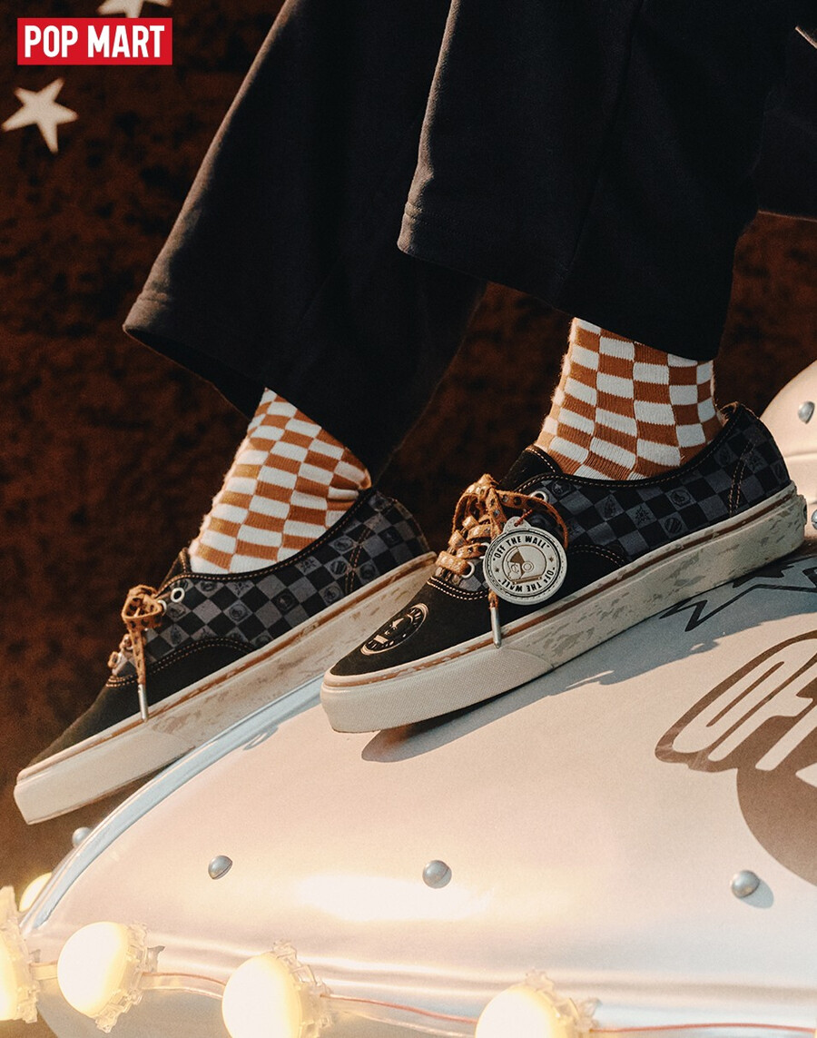 vans x space molly autentiska skor