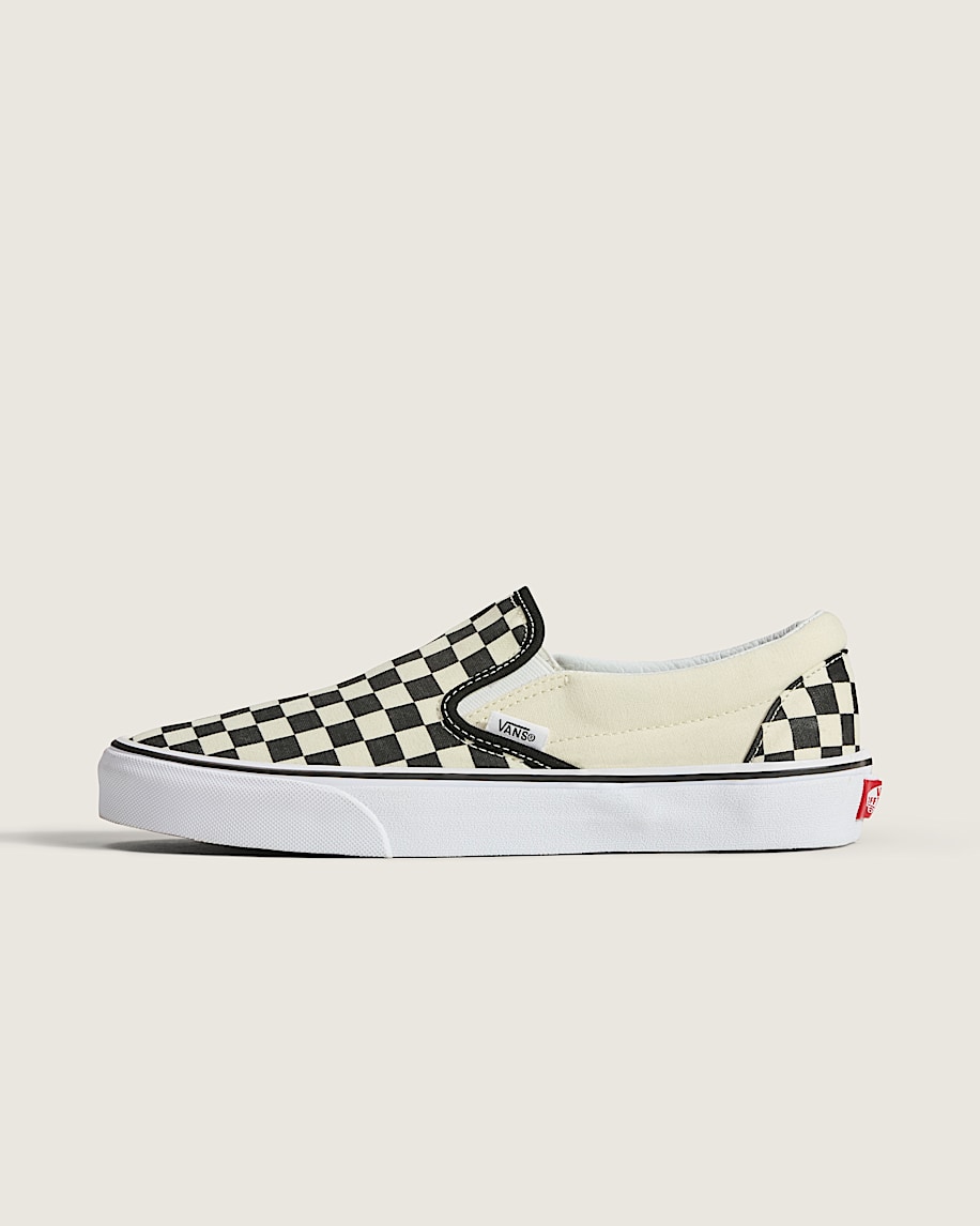 klassisk slip-on-sko med rutmönster