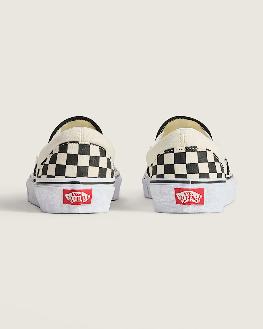 klassisk slip-on-sko med rutmönster