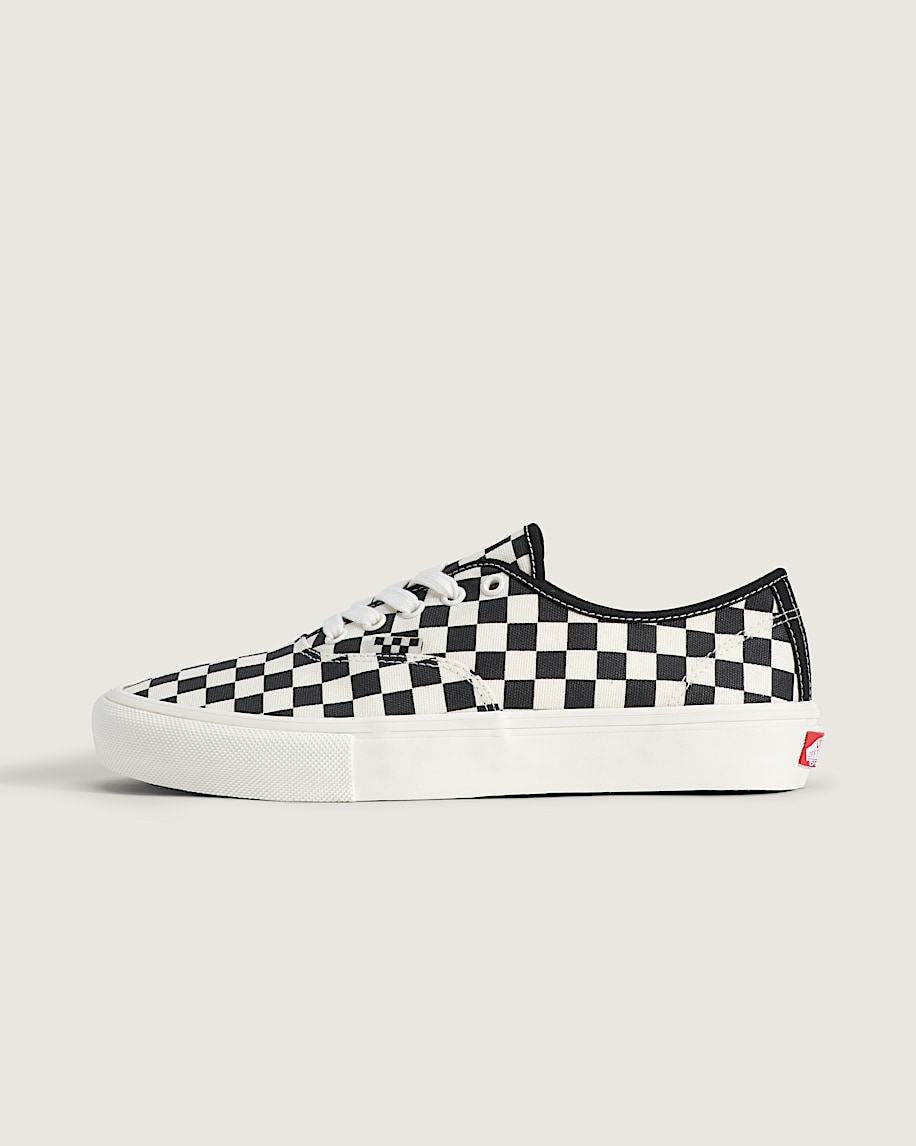 skate authentic schackbrädessko