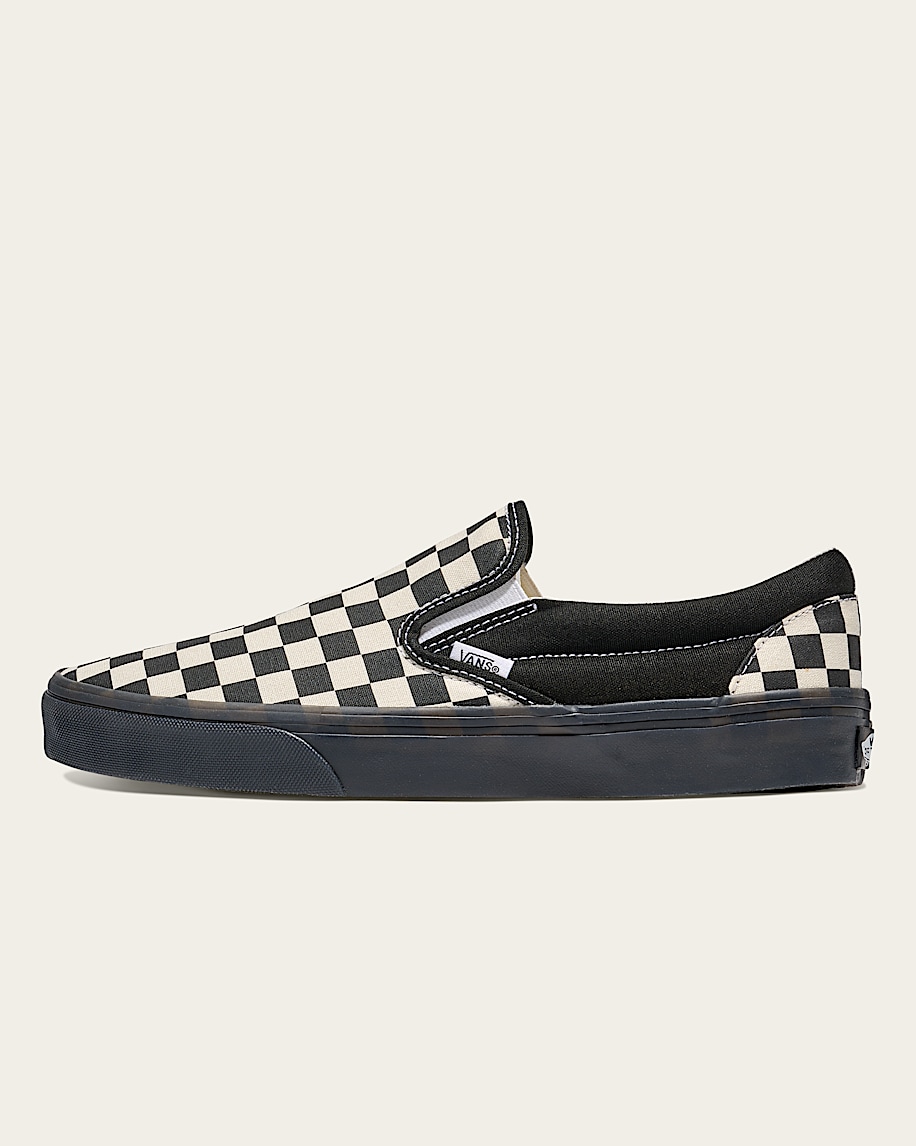klassisk slip-on-sko med rutmönster
