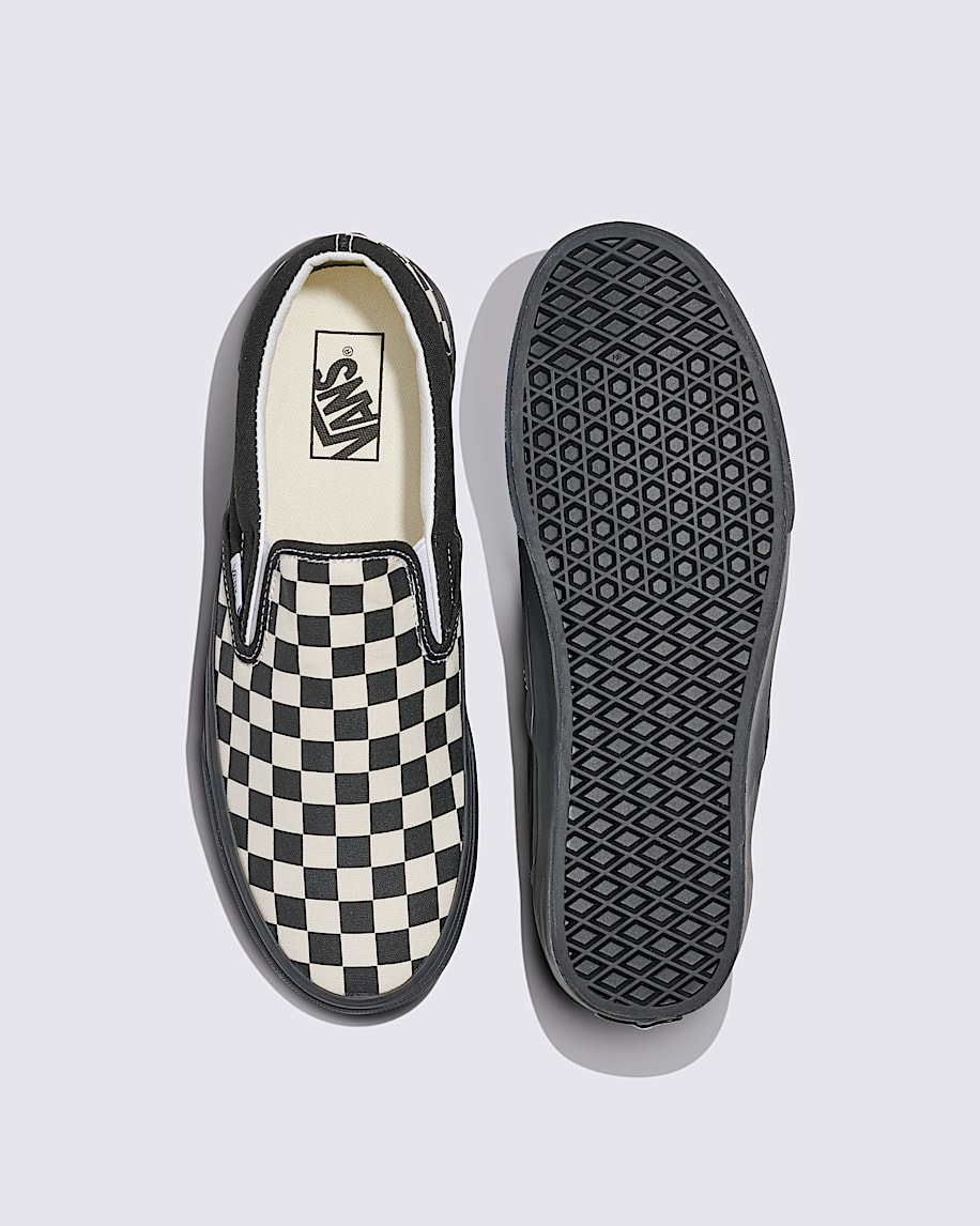 klassisk slip-on-sko med rutmönster