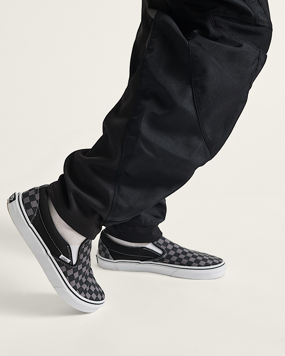 klassisk slip-on-sko med rutmönster