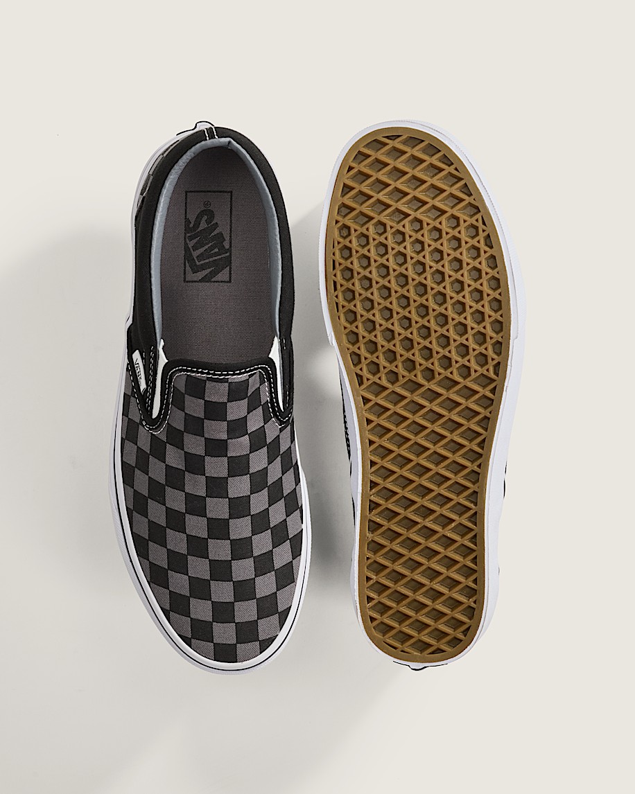 klassisk slip-on-sko med rutmönster