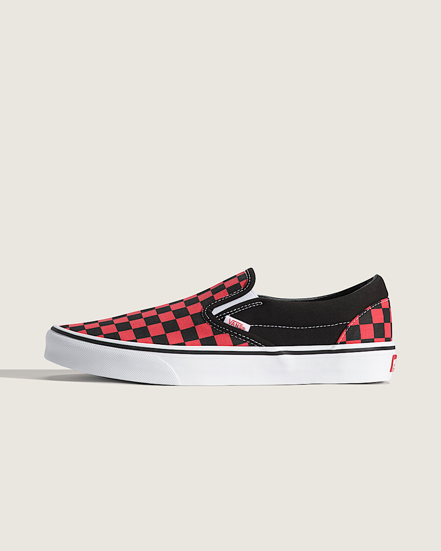 klassisk slip-on-sko med rutmönster