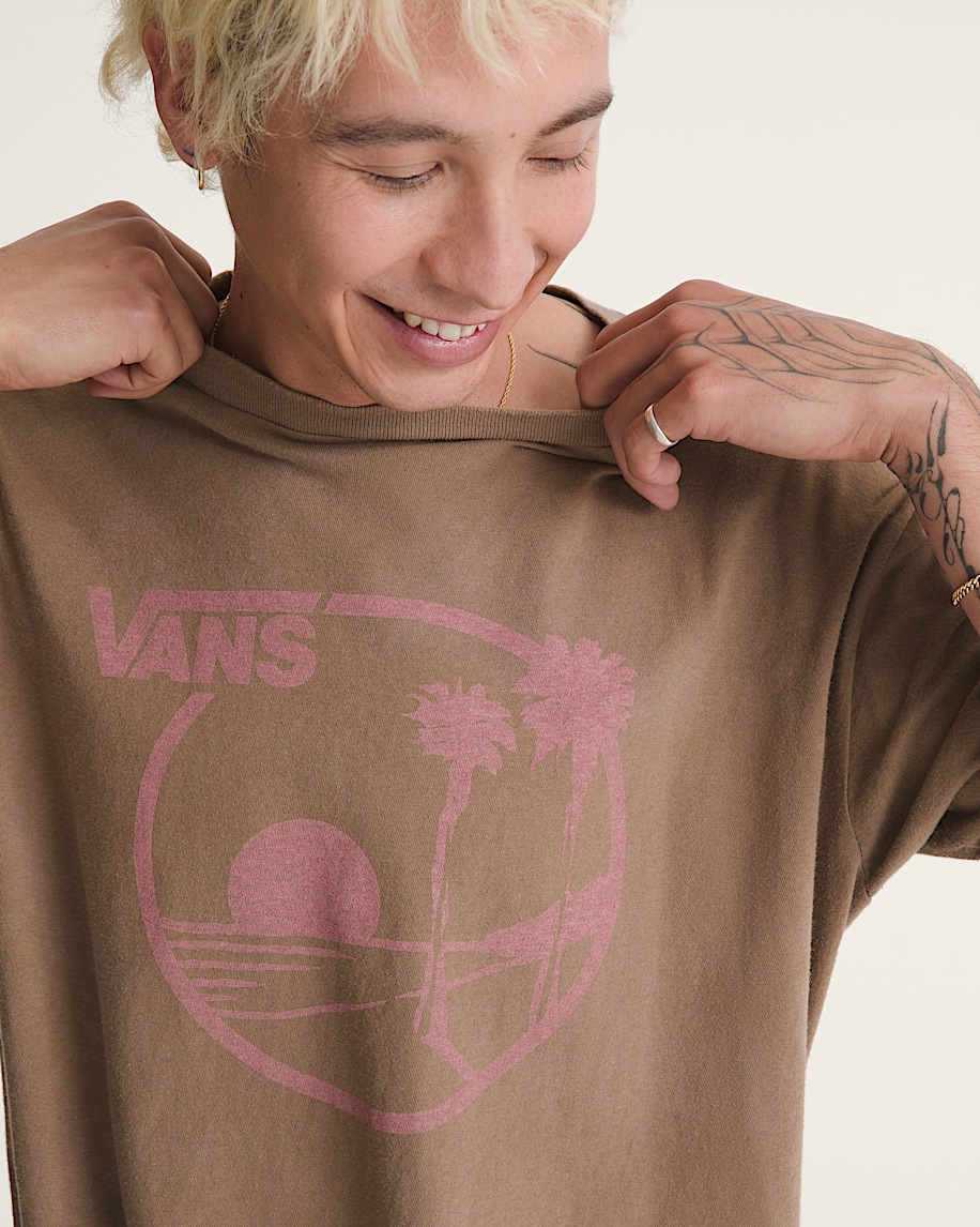 waffle shop sun vans-t-shirt