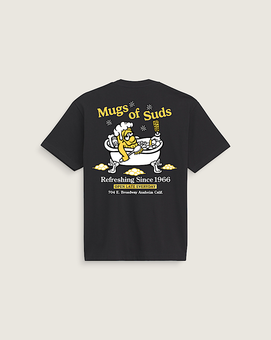 muggar med skum t-shirt