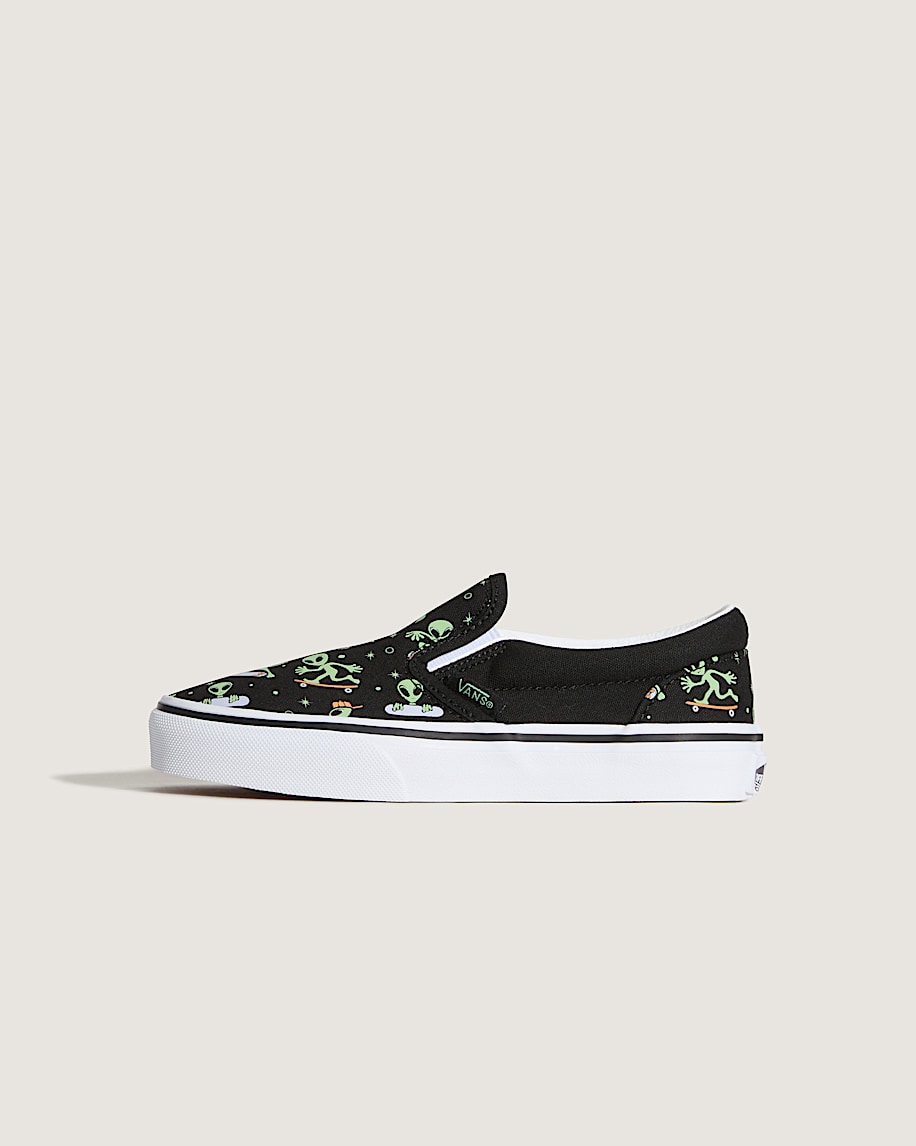 klassiska slip-on-skor för små barn