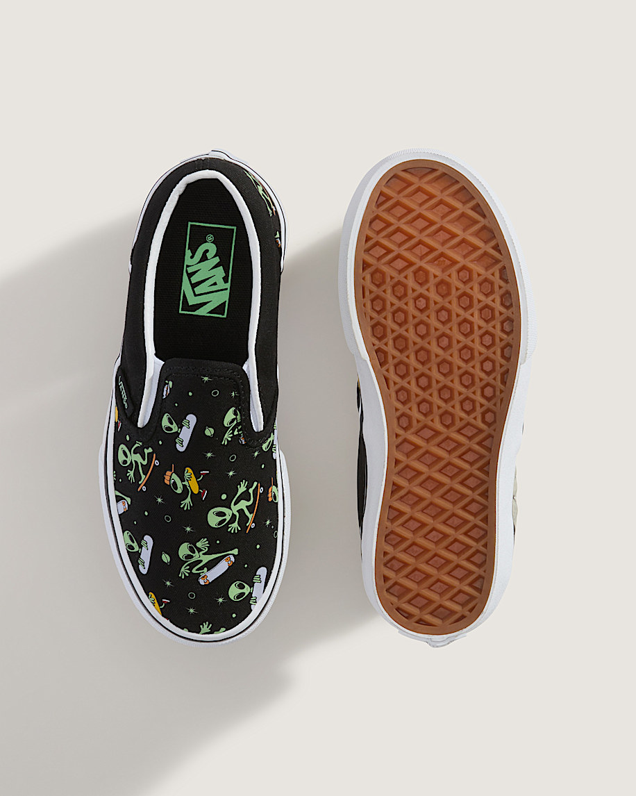 klassiska slip-on-skor för små barn