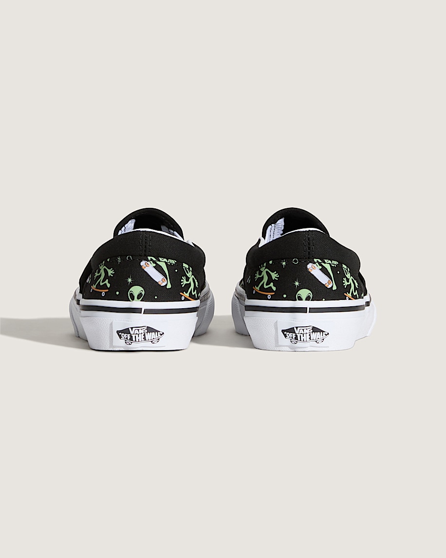 klassiska slip-on-skor för små barn