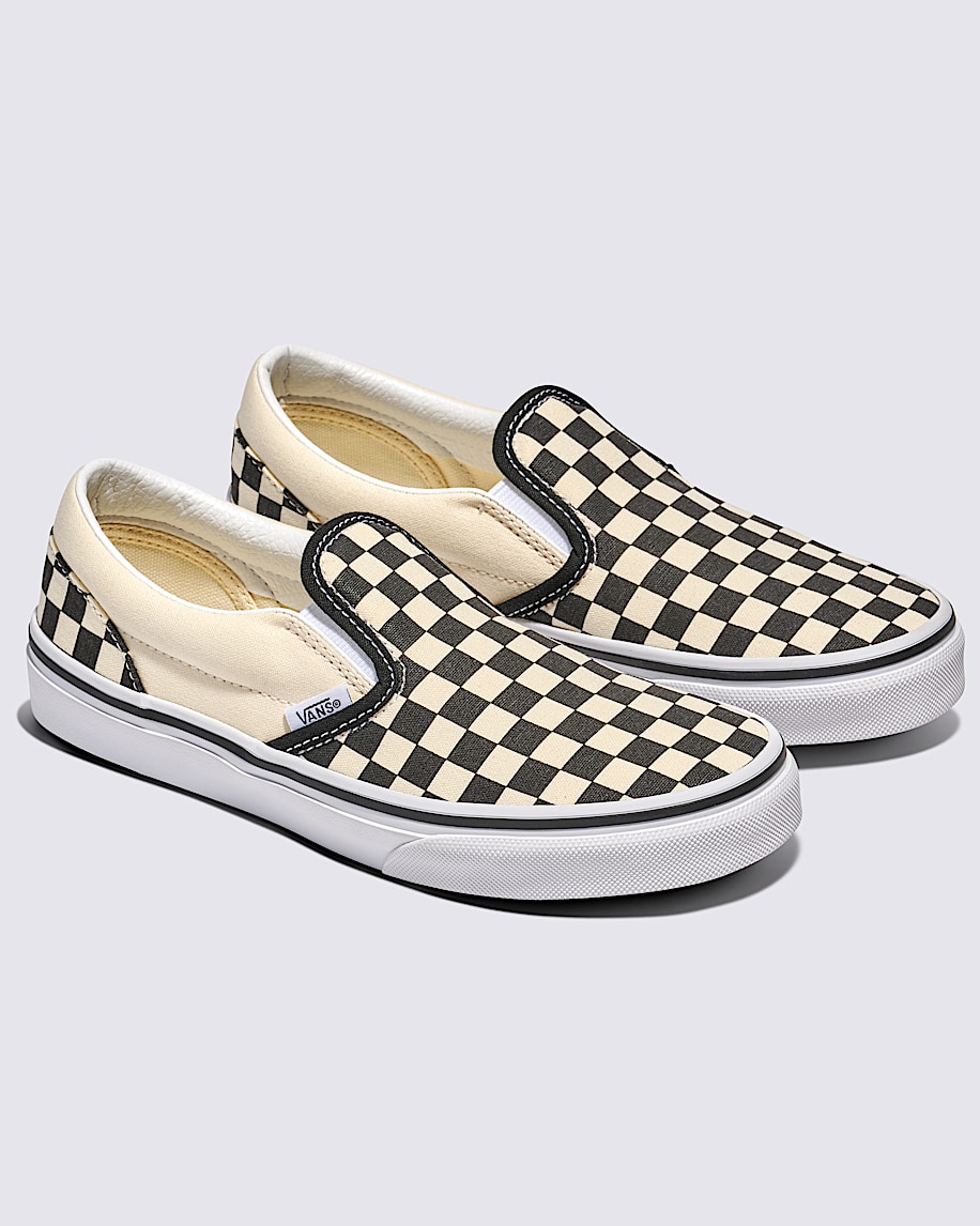klassiska slip-on-skor för stora barn i schackrutigt utförande