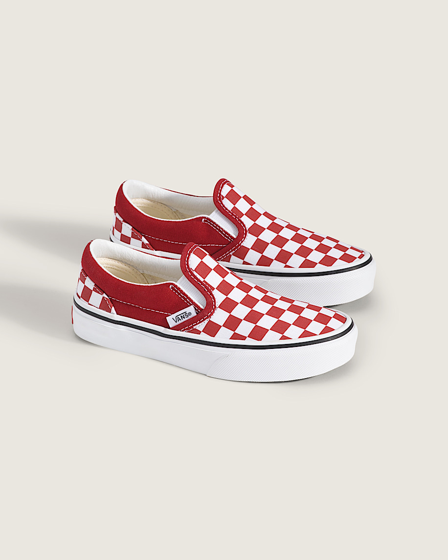 klassiska slip-on-skor för små barn i schackrutigt utförande