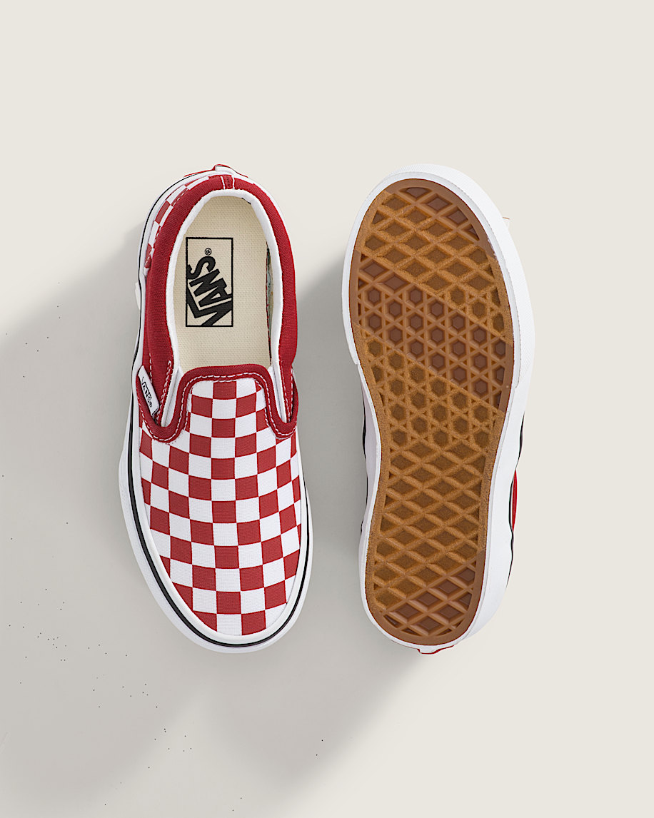 klassiska slip-on-skor för små barn i schackrutigt utförande