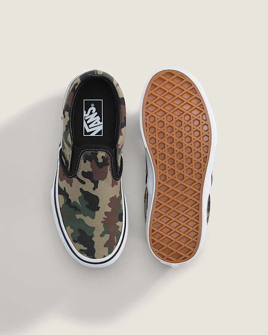 klassiska slip-on-skor för små barn