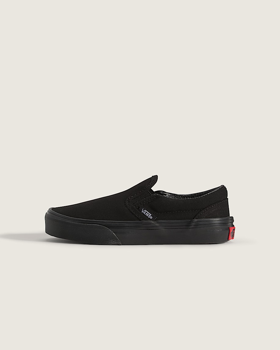 klassiska slip-on-skor för små barn