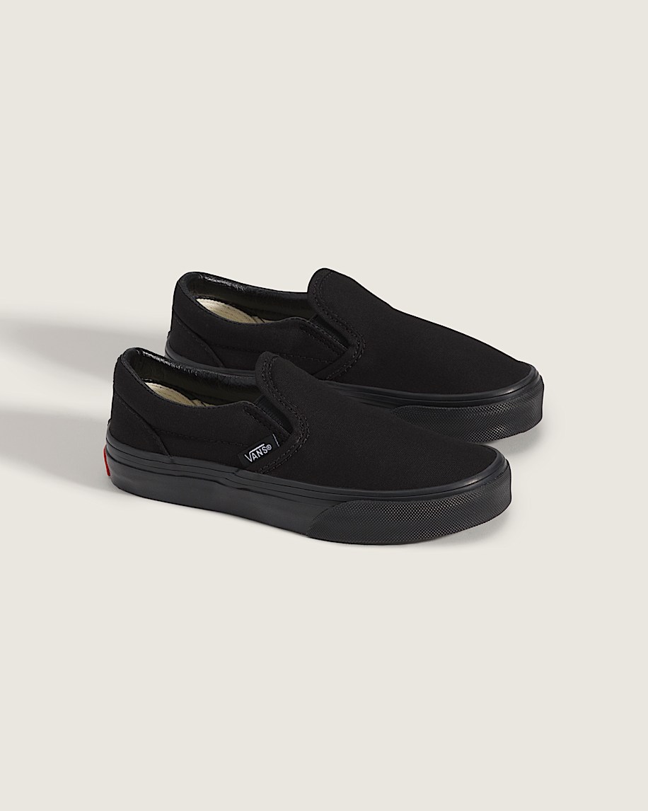 klassiska slip-on-skor för små barn