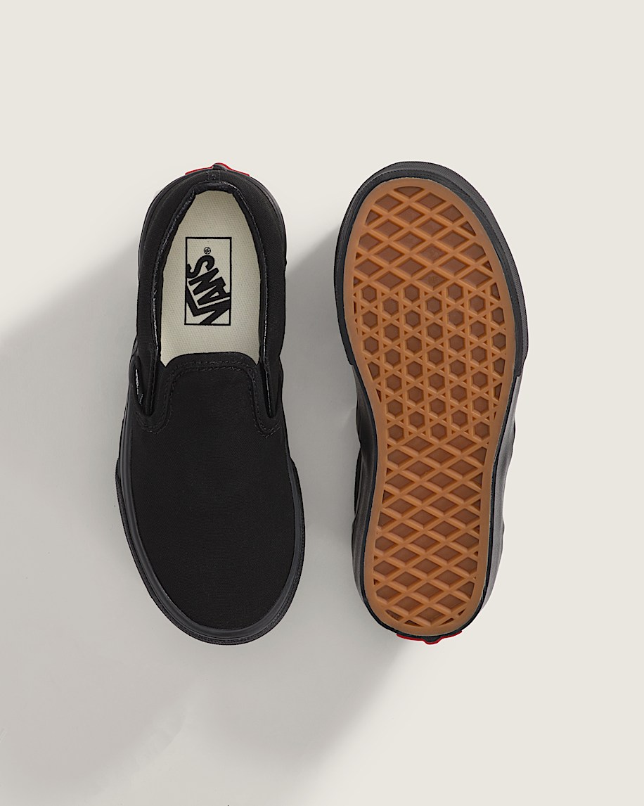 klassiska slip-on-skor för små barn