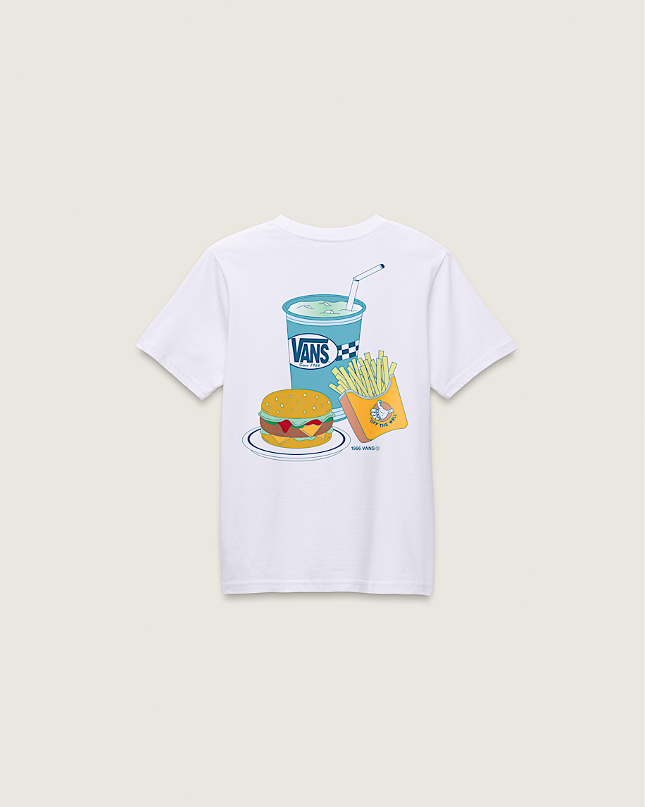 t-shirt för små barn med måltid och hantering